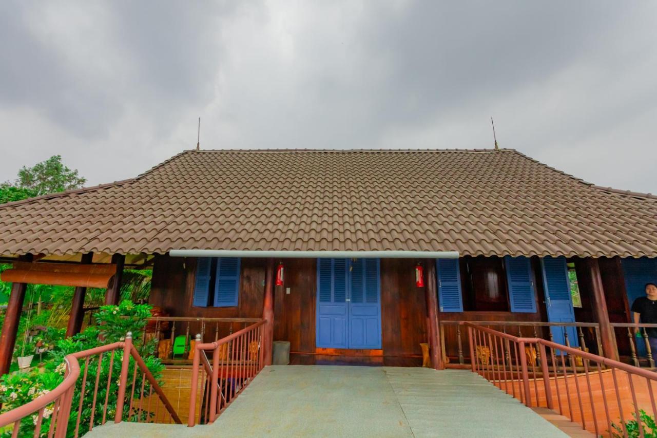 Phuong Nam Gia Trang Farmstay Gia Nghĩa Esterno foto
