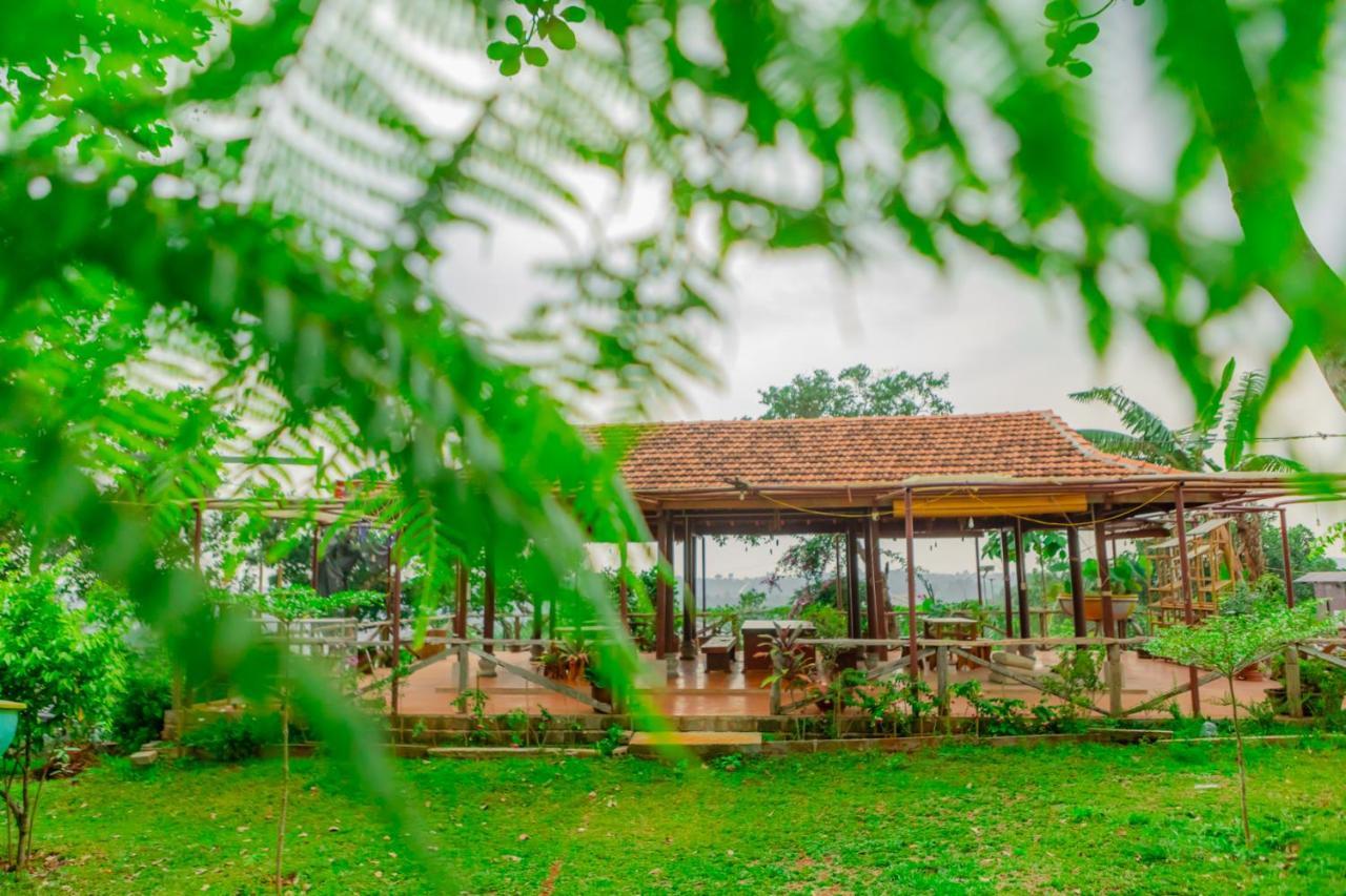 Phuong Nam Gia Trang Farmstay Gia Nghĩa Esterno foto